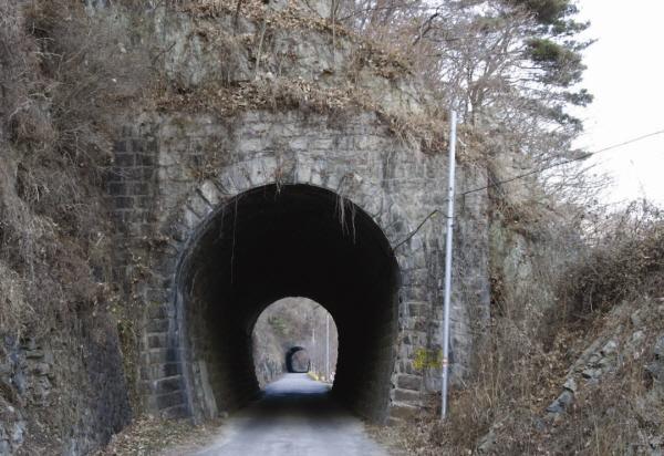 밀양 상동(密陽 上東)터널
